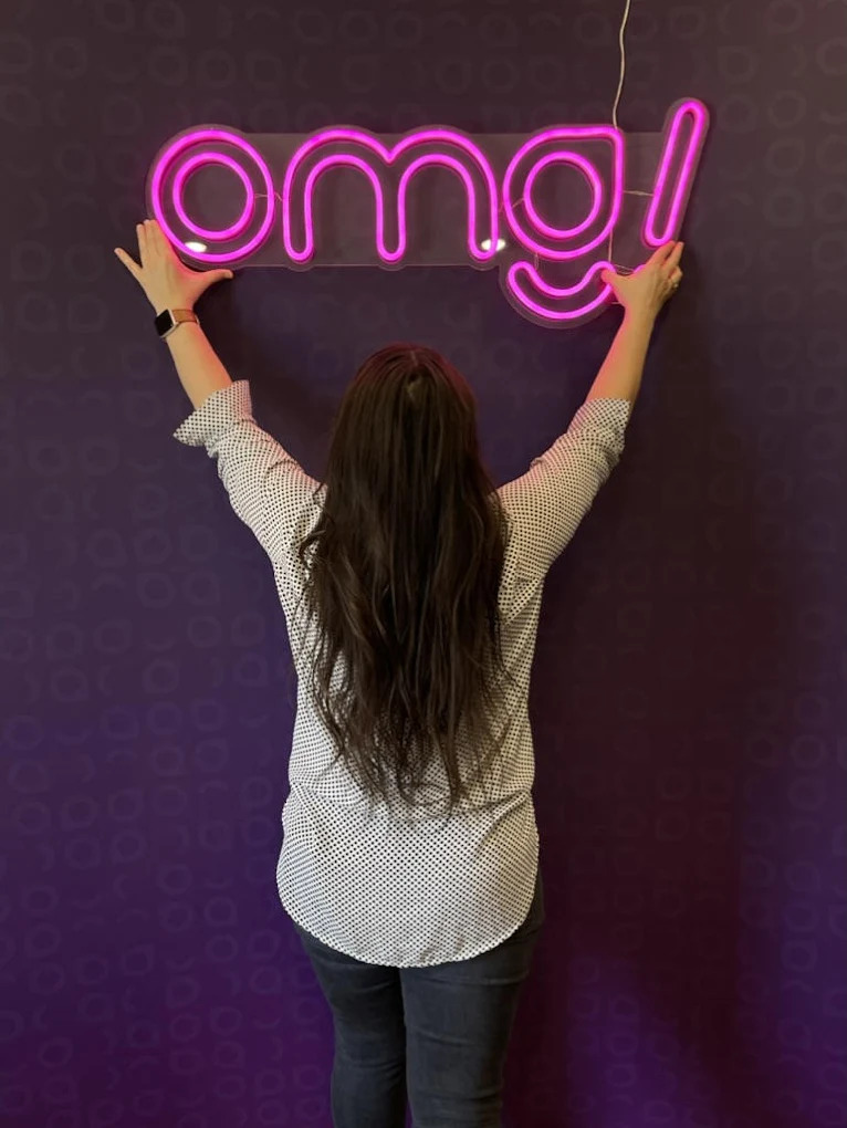 The OMG! neon sign